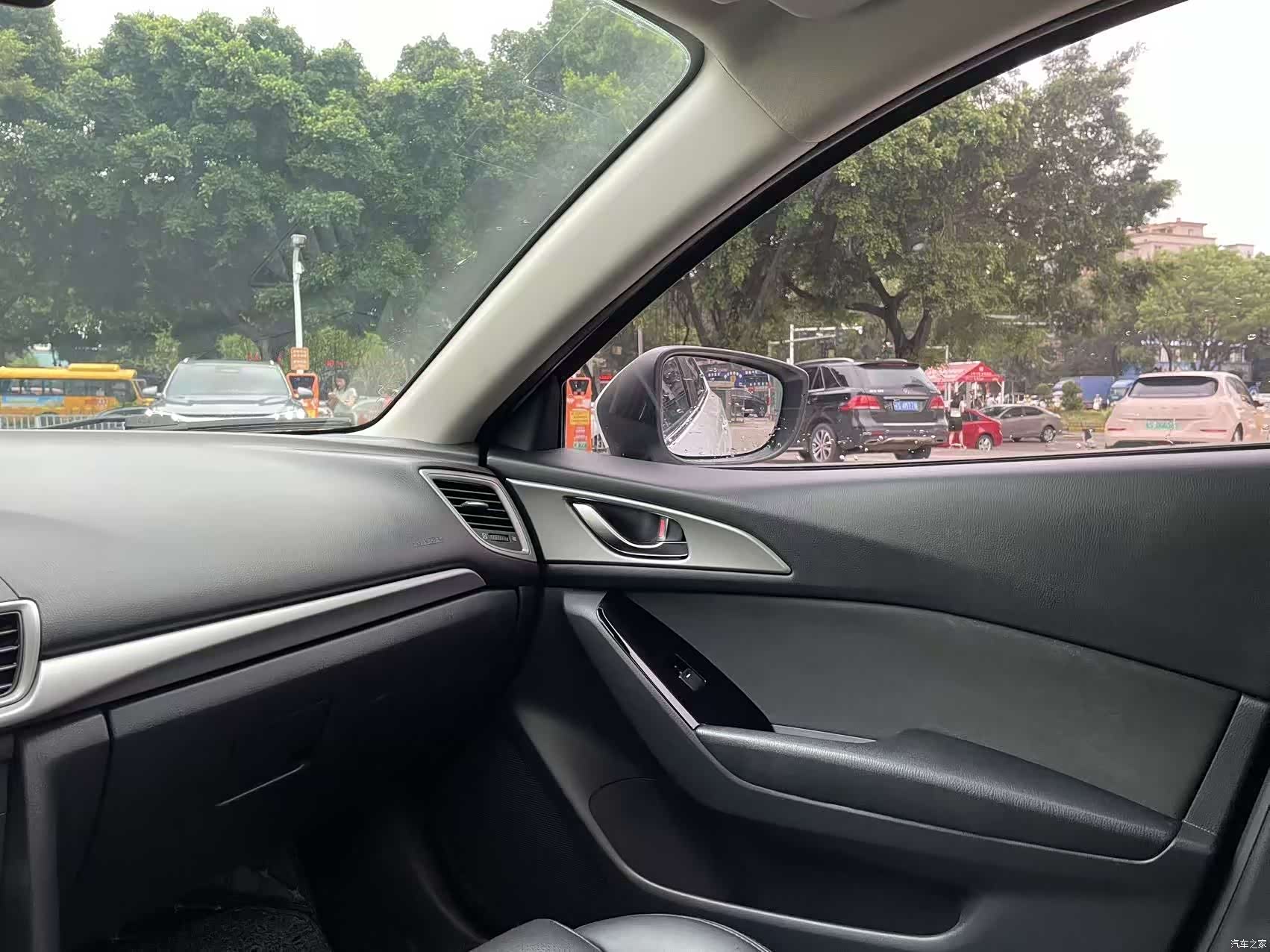 Mazda Mazda3, 2019 22