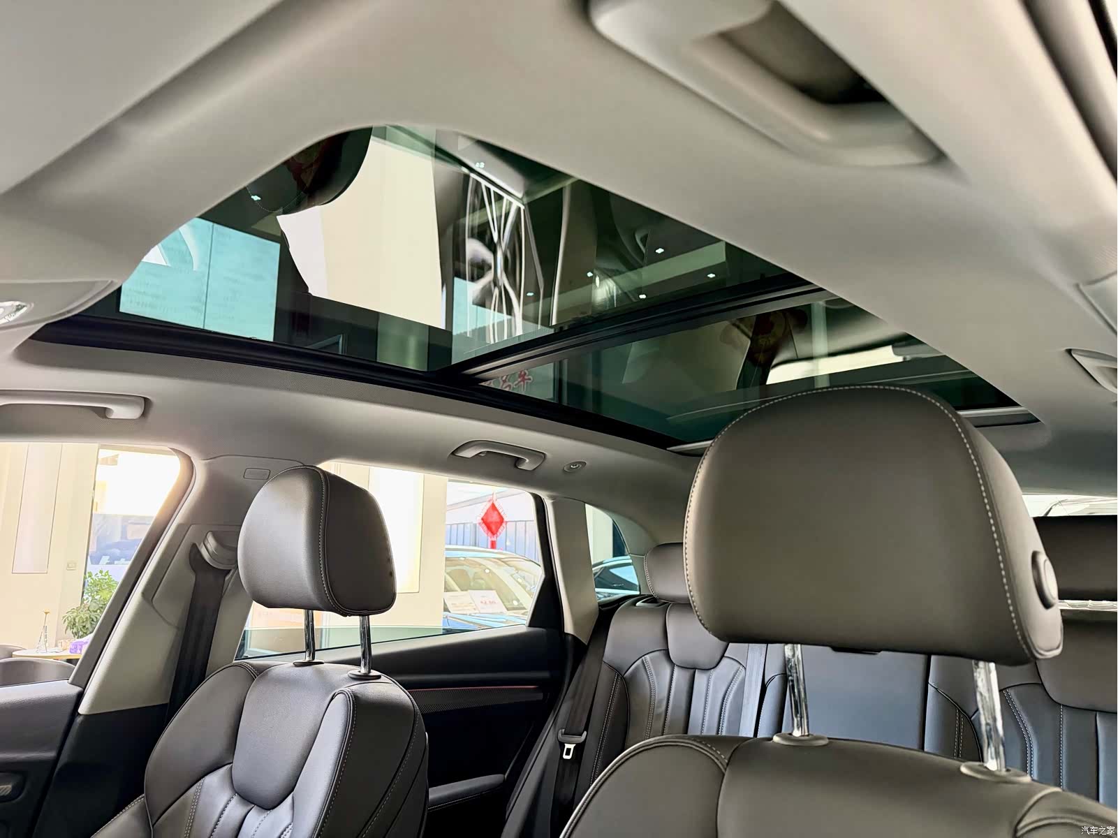 Audi Q5L, 2021 все фото