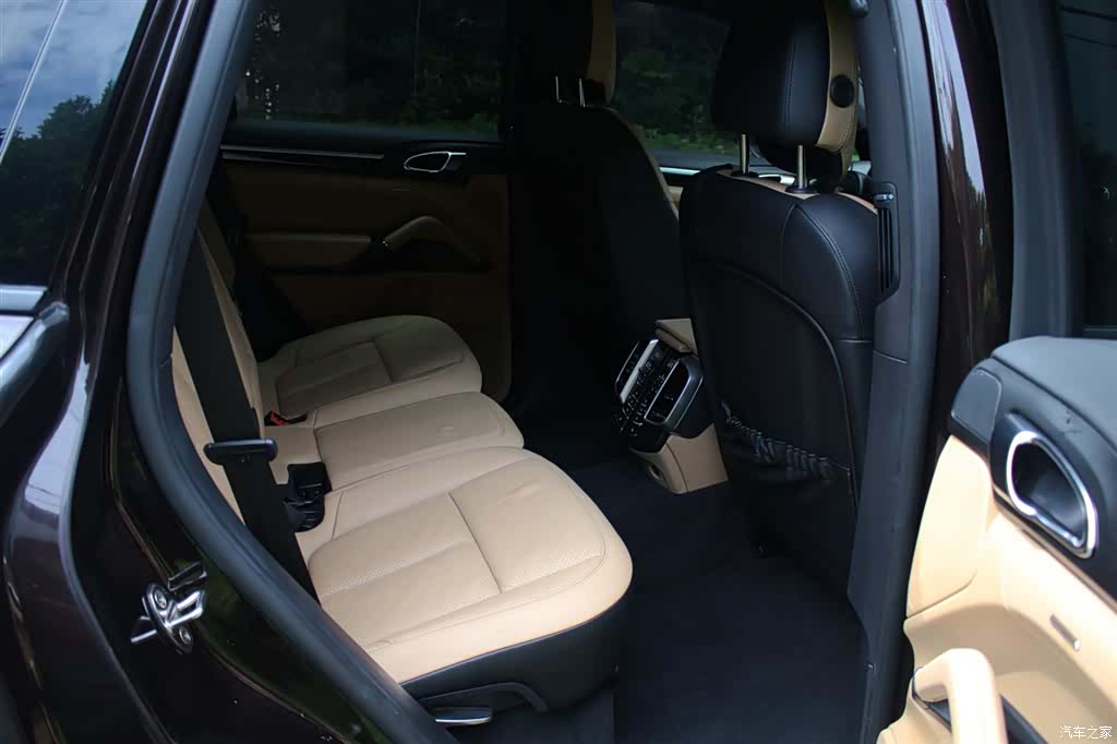 Porsche Cayenne, 2014 10