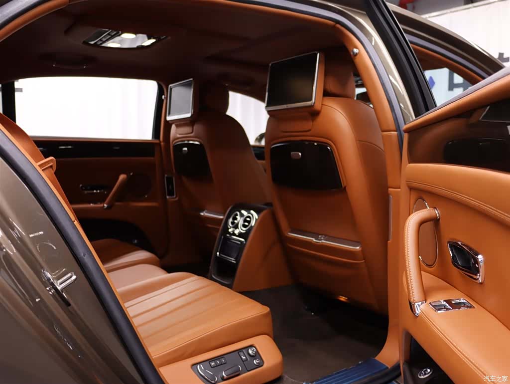 Bentley Flying Spur, 2014 24