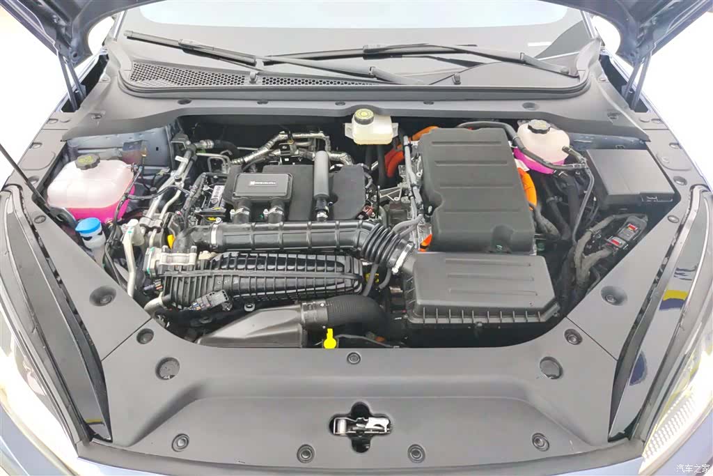 BYD Seal, 2025 10