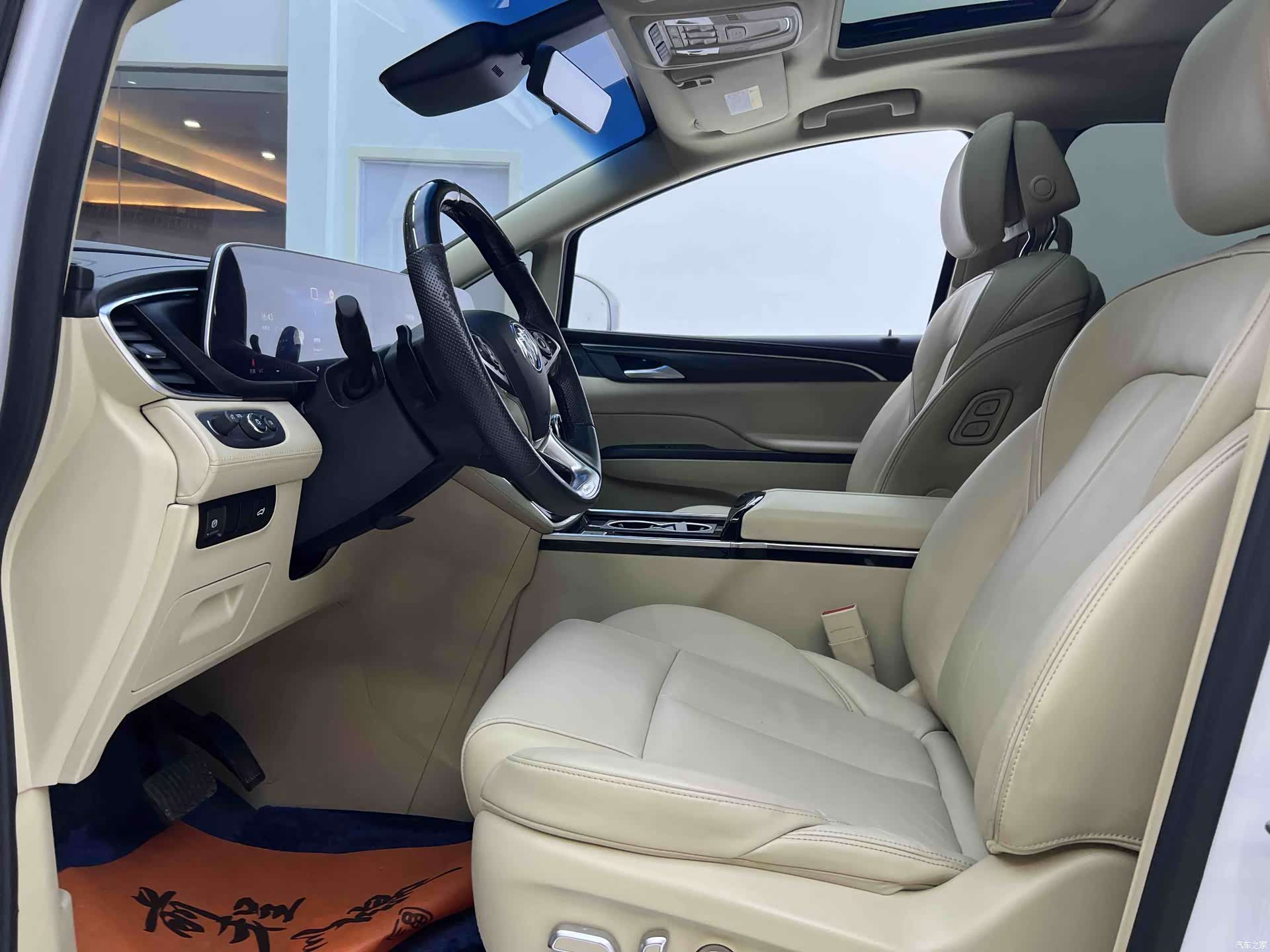 Buick GL8, 2023 11