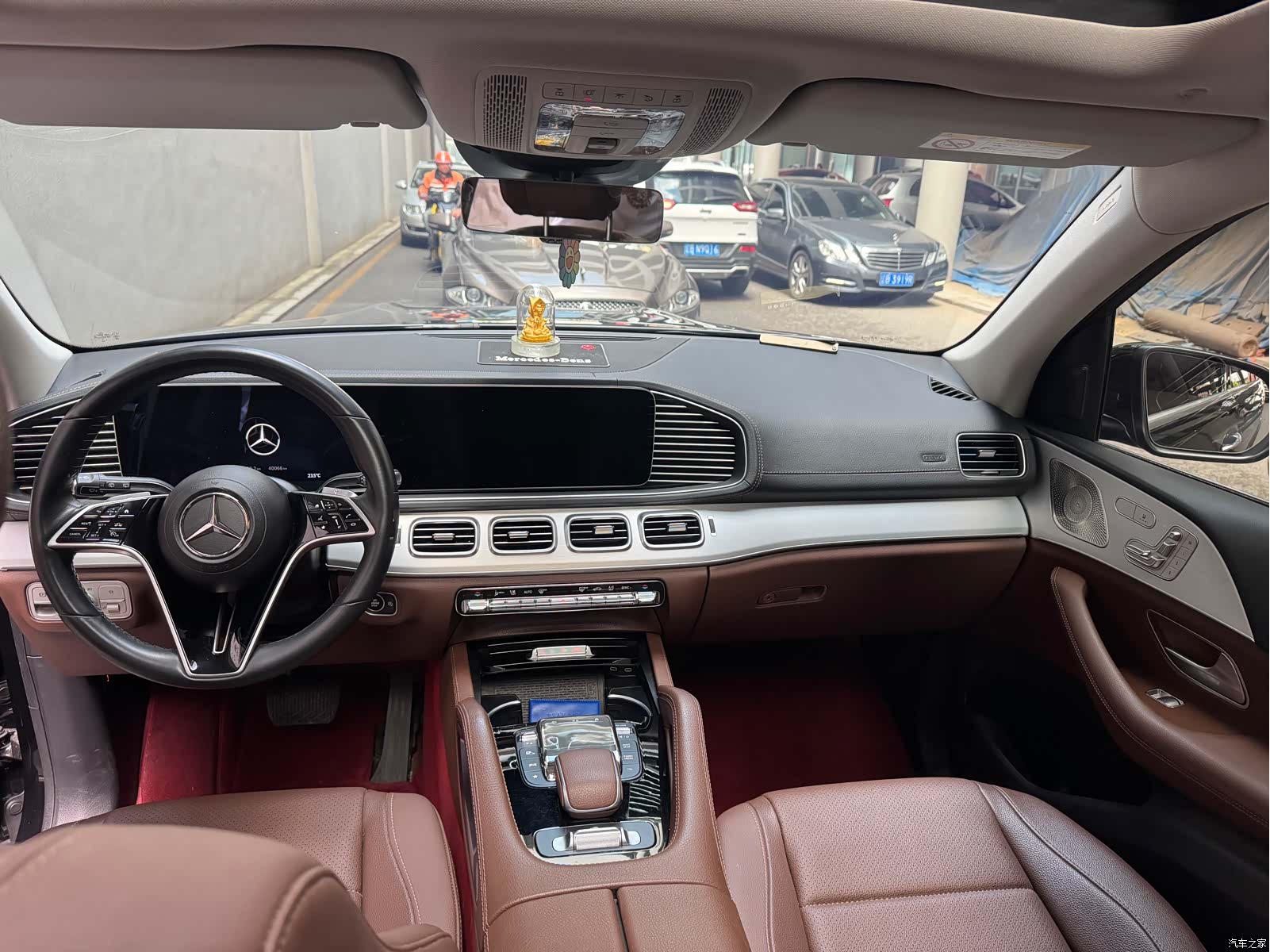 Mercedes-Benz GLS, 2024 7