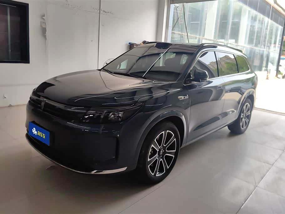 AITO M7
