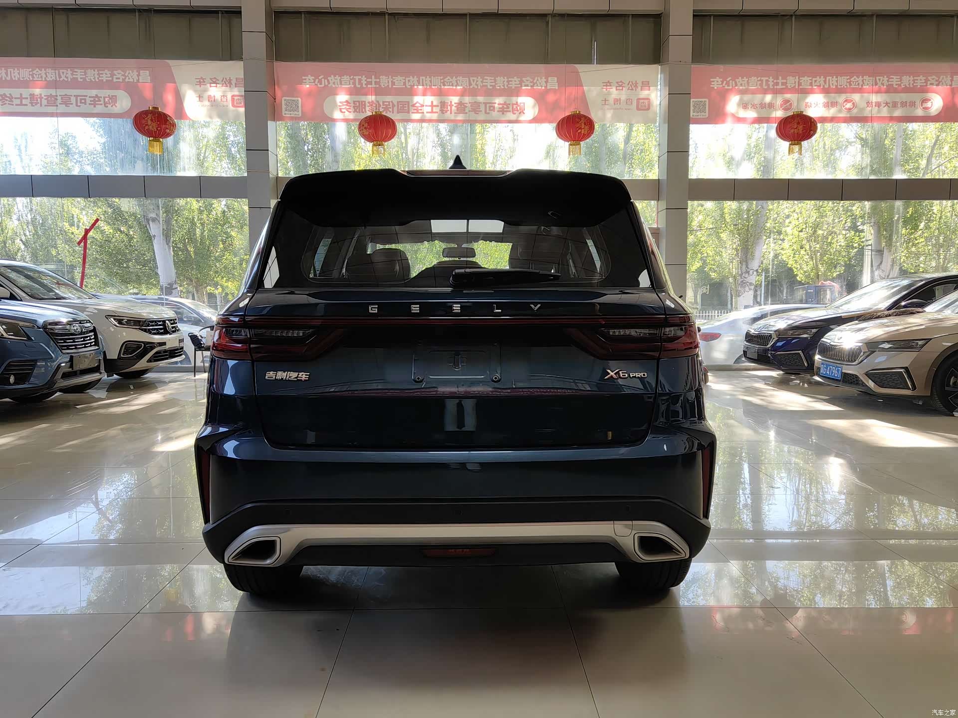 Geely X6, 2022 4