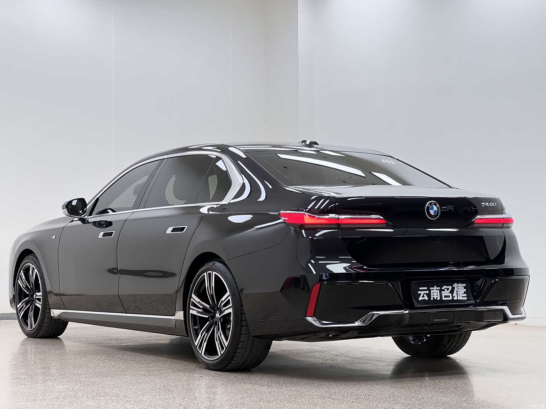 BMW 7 Series, 2025 все фото