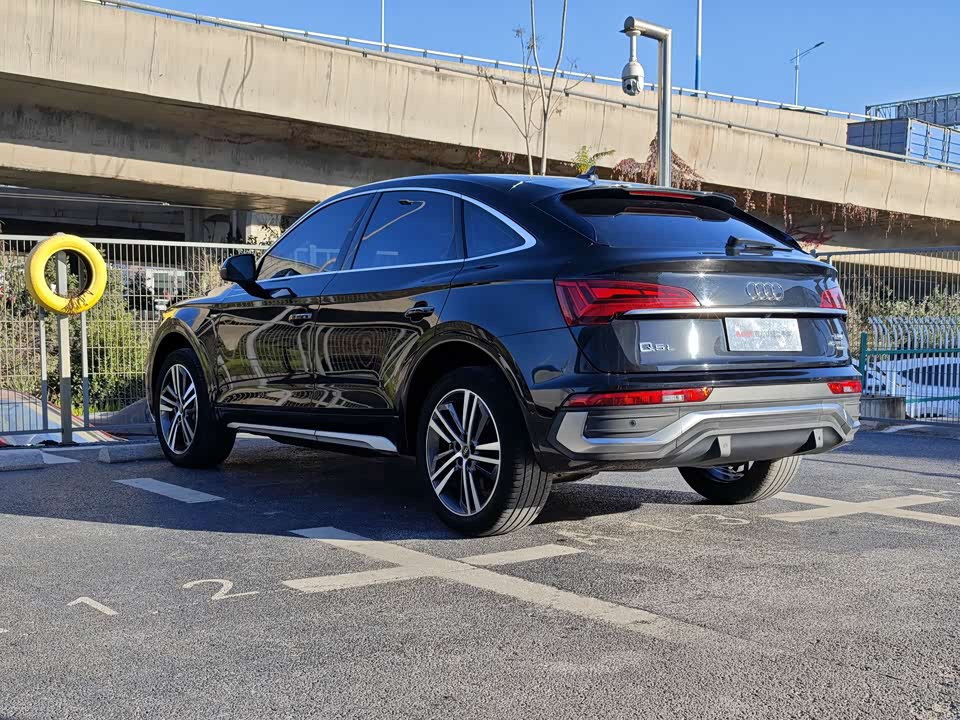 Audi Q5L Sportback