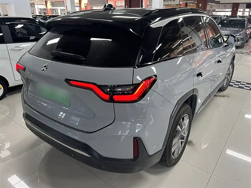 NIO ES6