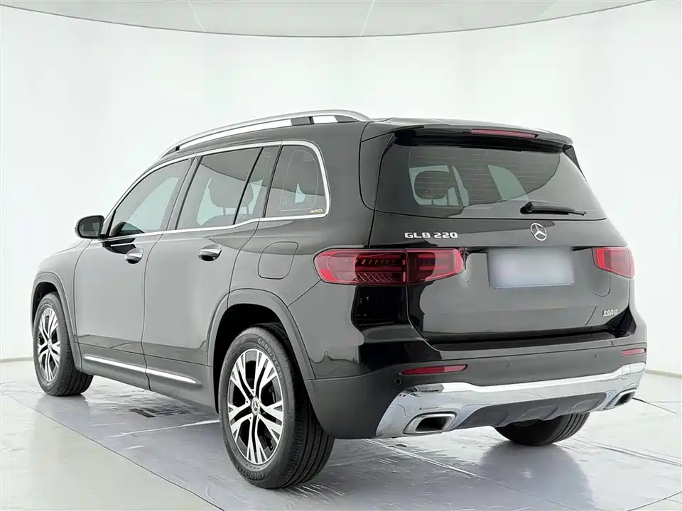 Mercedes-Benz GLB Mercedes-Benz GLB