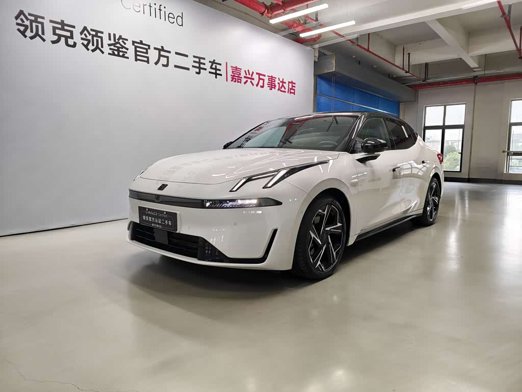 Lynk & Co 07 EM-P