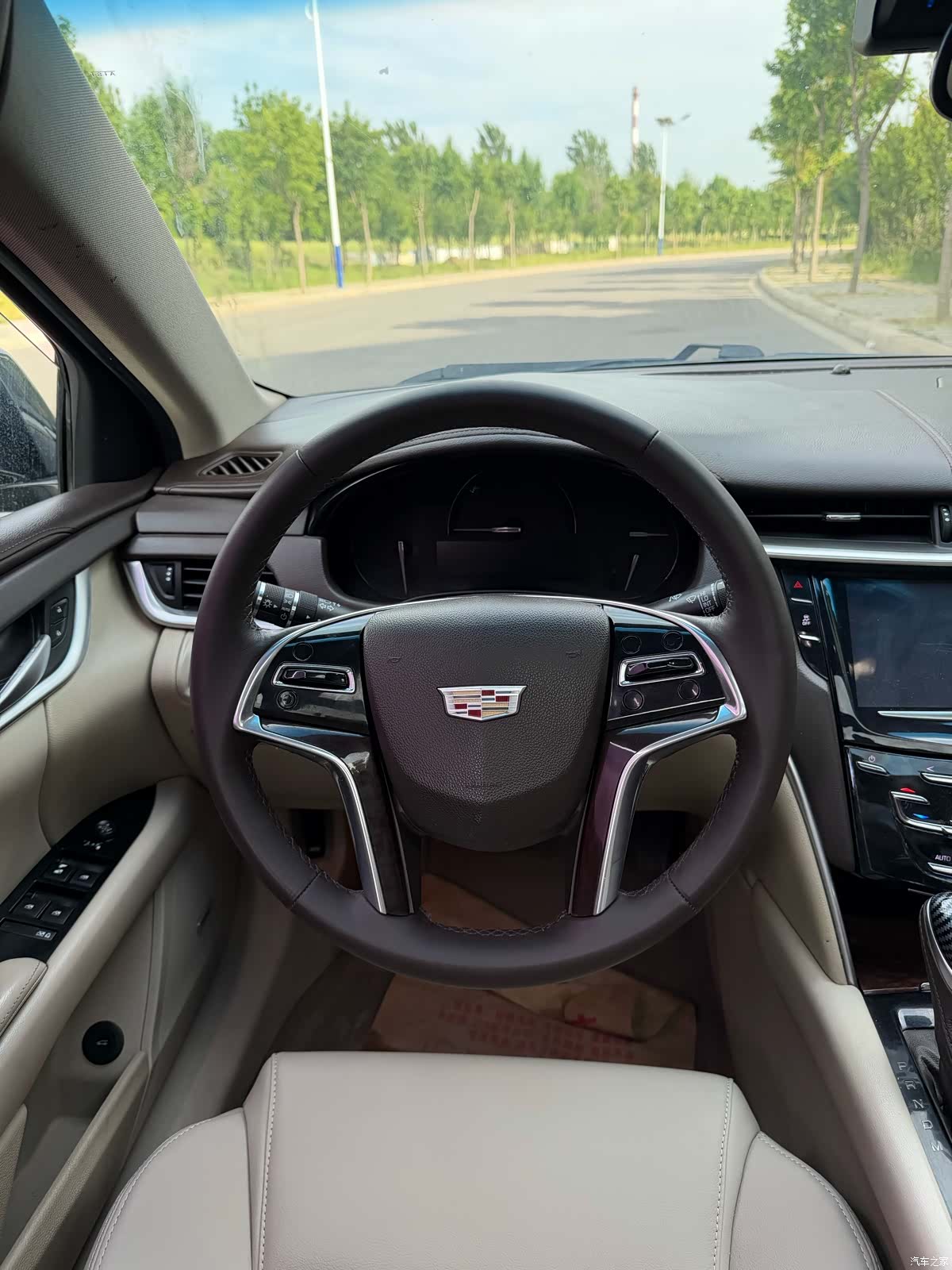 Cadillac XTS, 2017 8