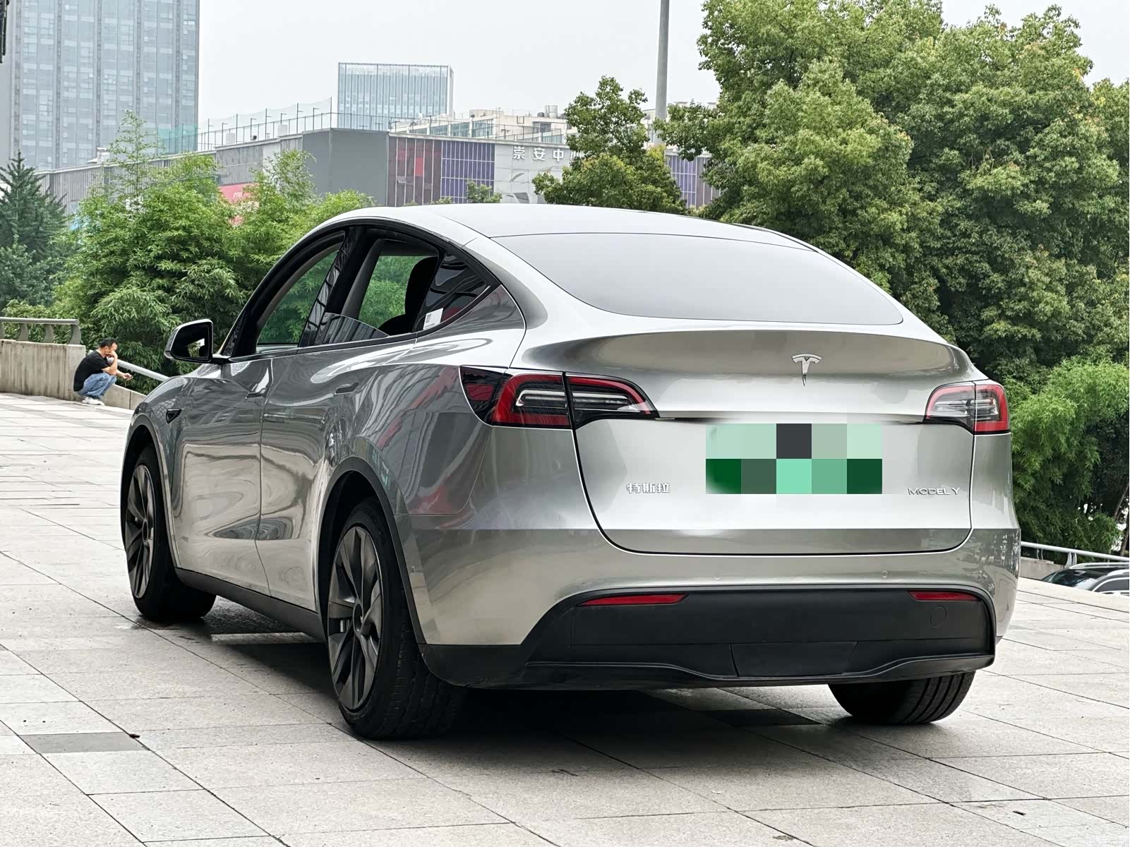 Tesla Model Y, 2021 4