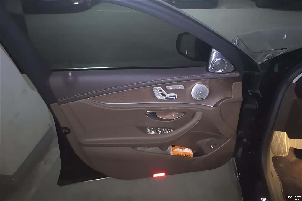 Mercedes-Benz E-Class, 2022 7