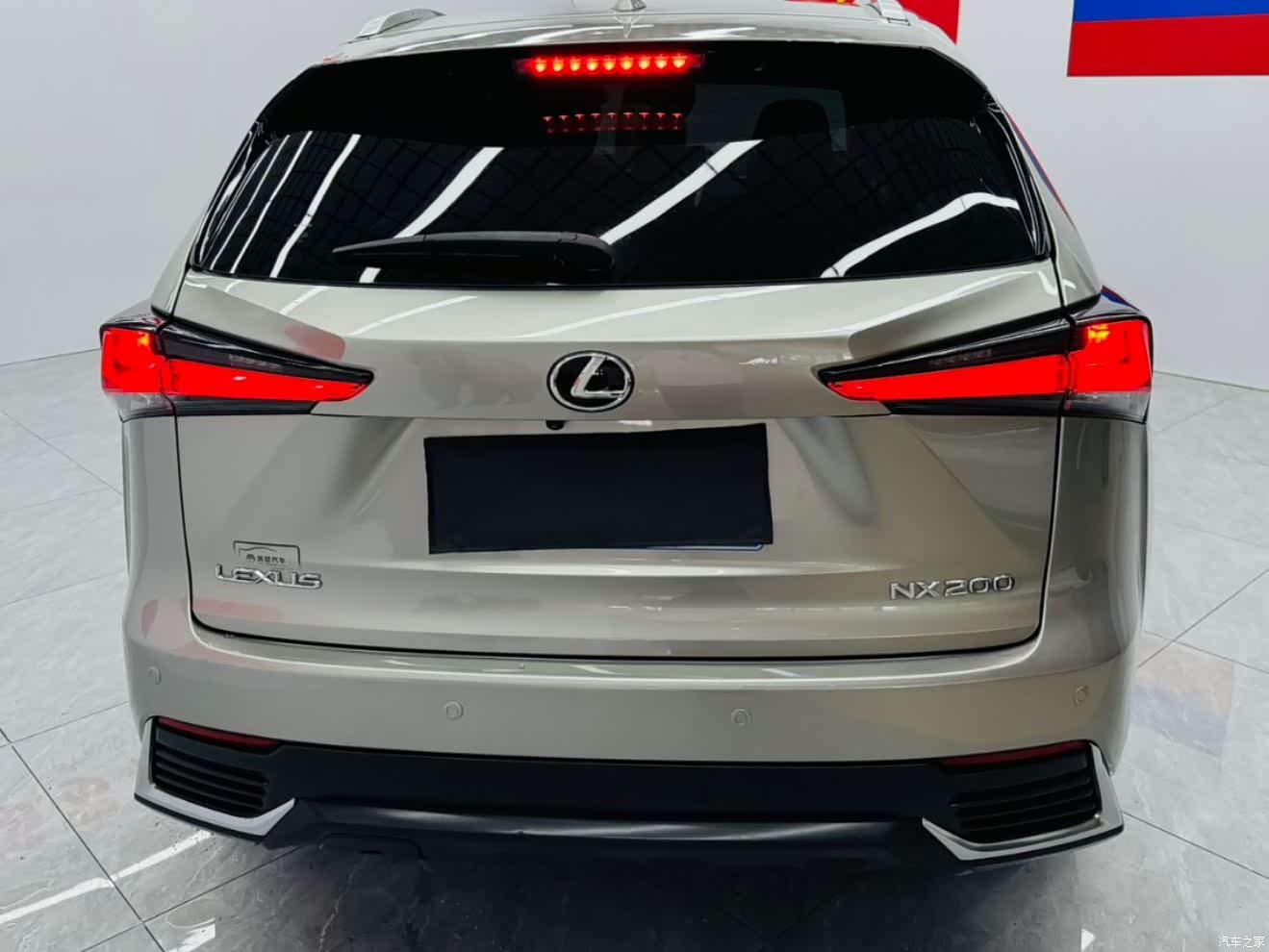 Lexus NX, 2020 14