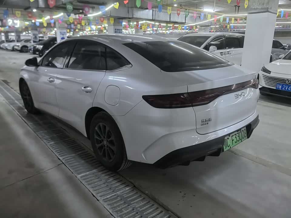 BYD Qin L