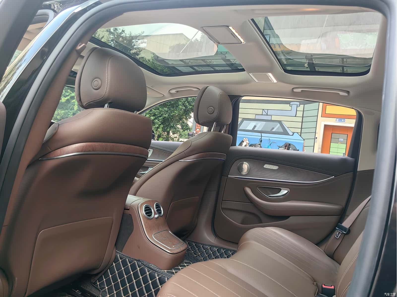Mercedes-Benz E-Class, 2023 7