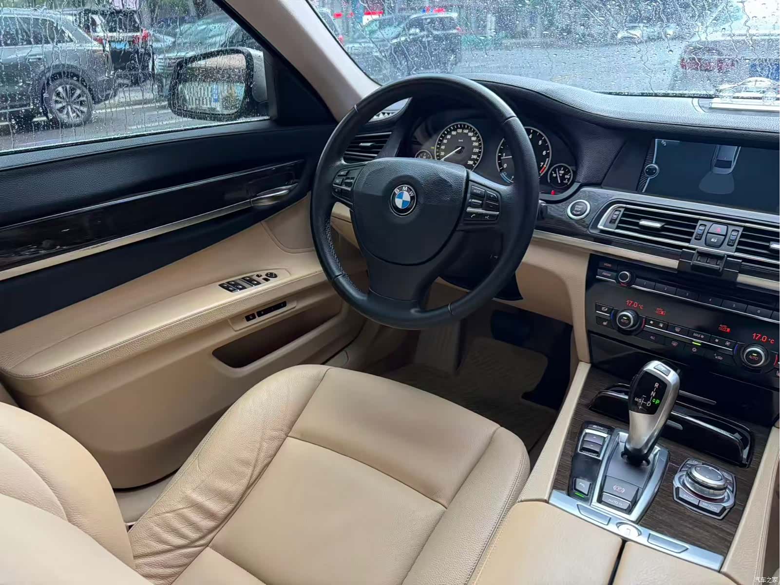 BMW 7 Series, 2011 15