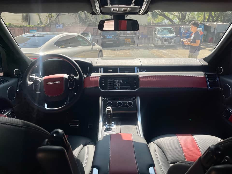 Land Rover Range Rover Sport