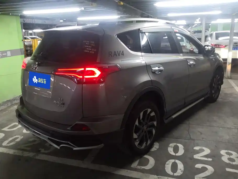 Toyota RAV4 Rongfang