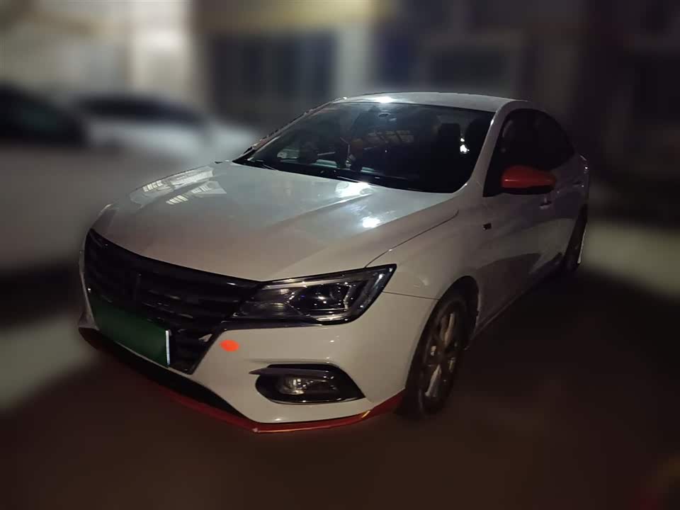 Roewe i5