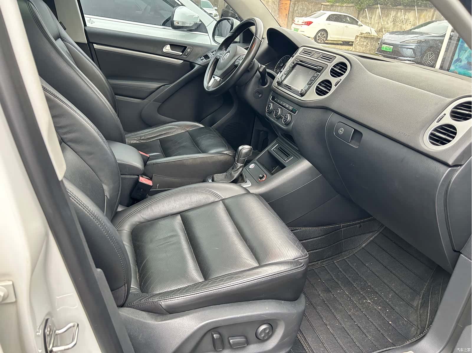 Volkswagen Tiguan, 2015 11