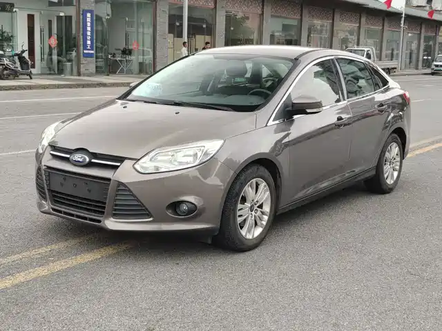 Ford Focus 2014 — купить из Китая под заказ