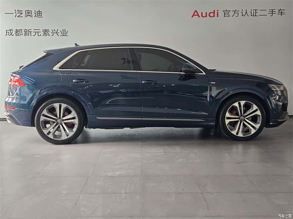 Audi Q8, 2019 3
