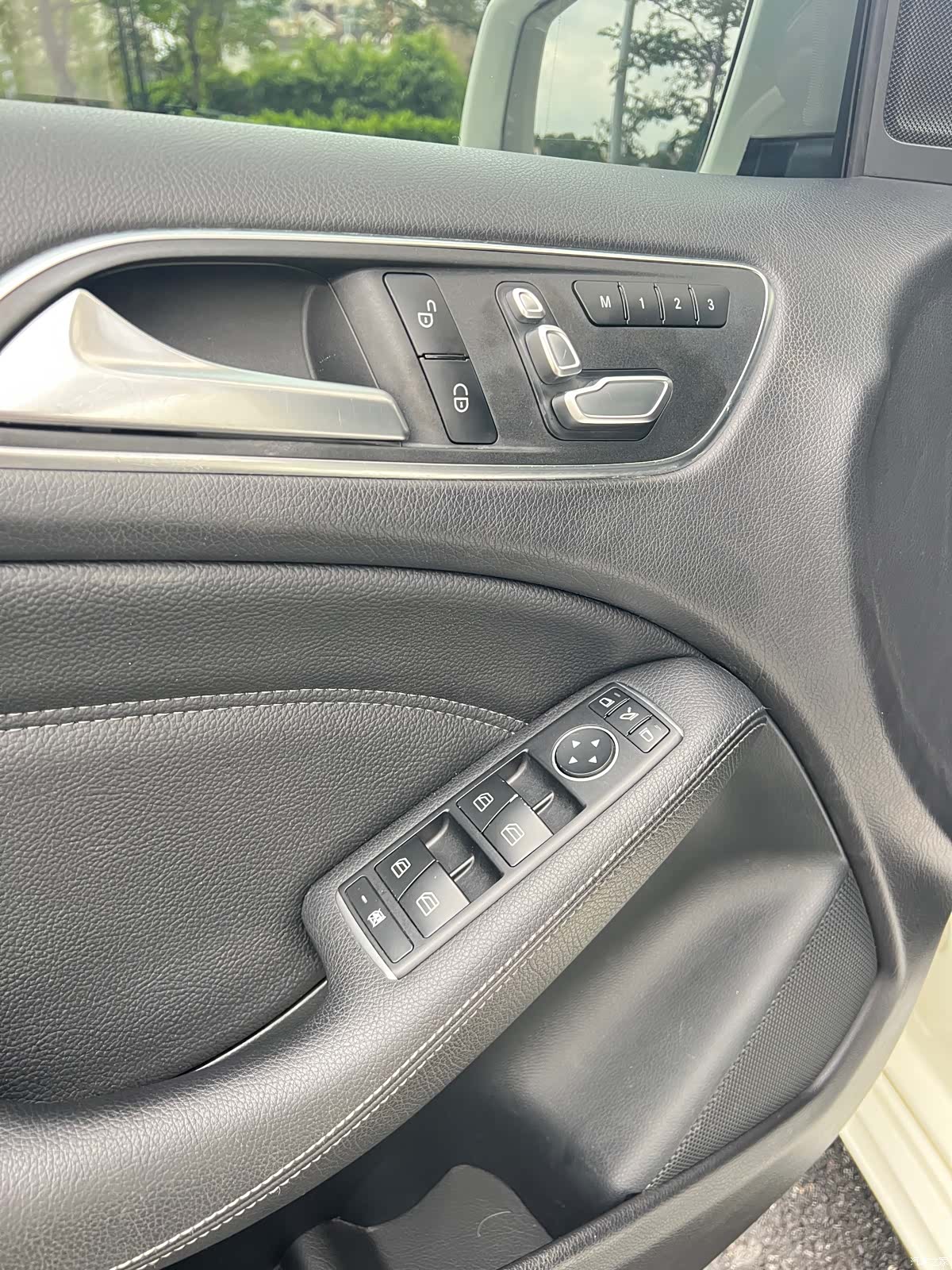 Mercedes-Benz B-Class, 2018 30