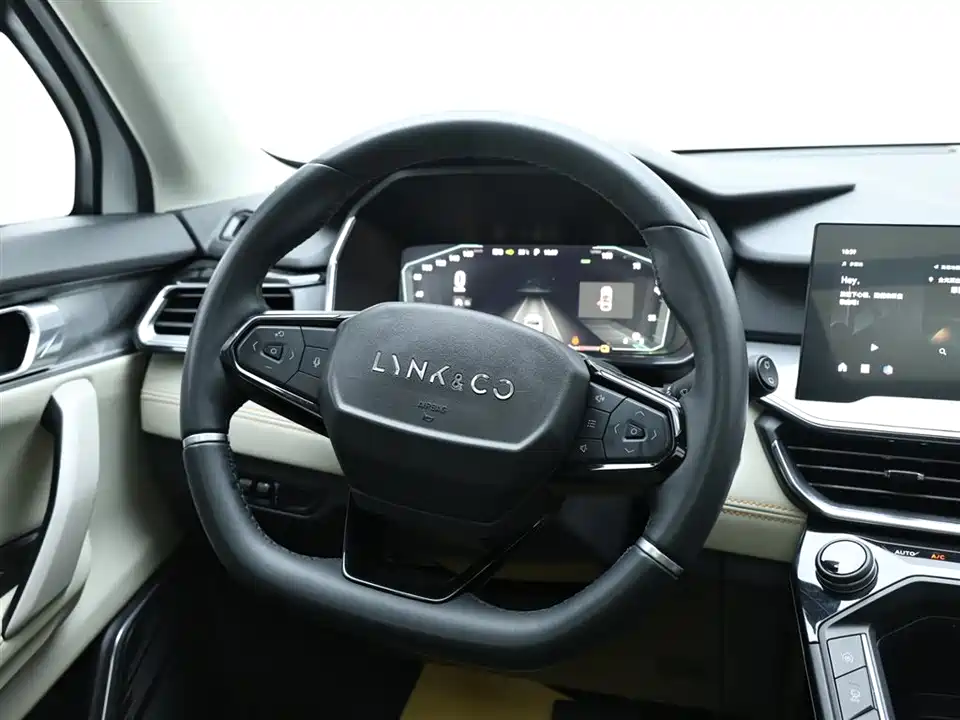 Lynk & Co 06 EM-P Lynk & Co 06 EM-P