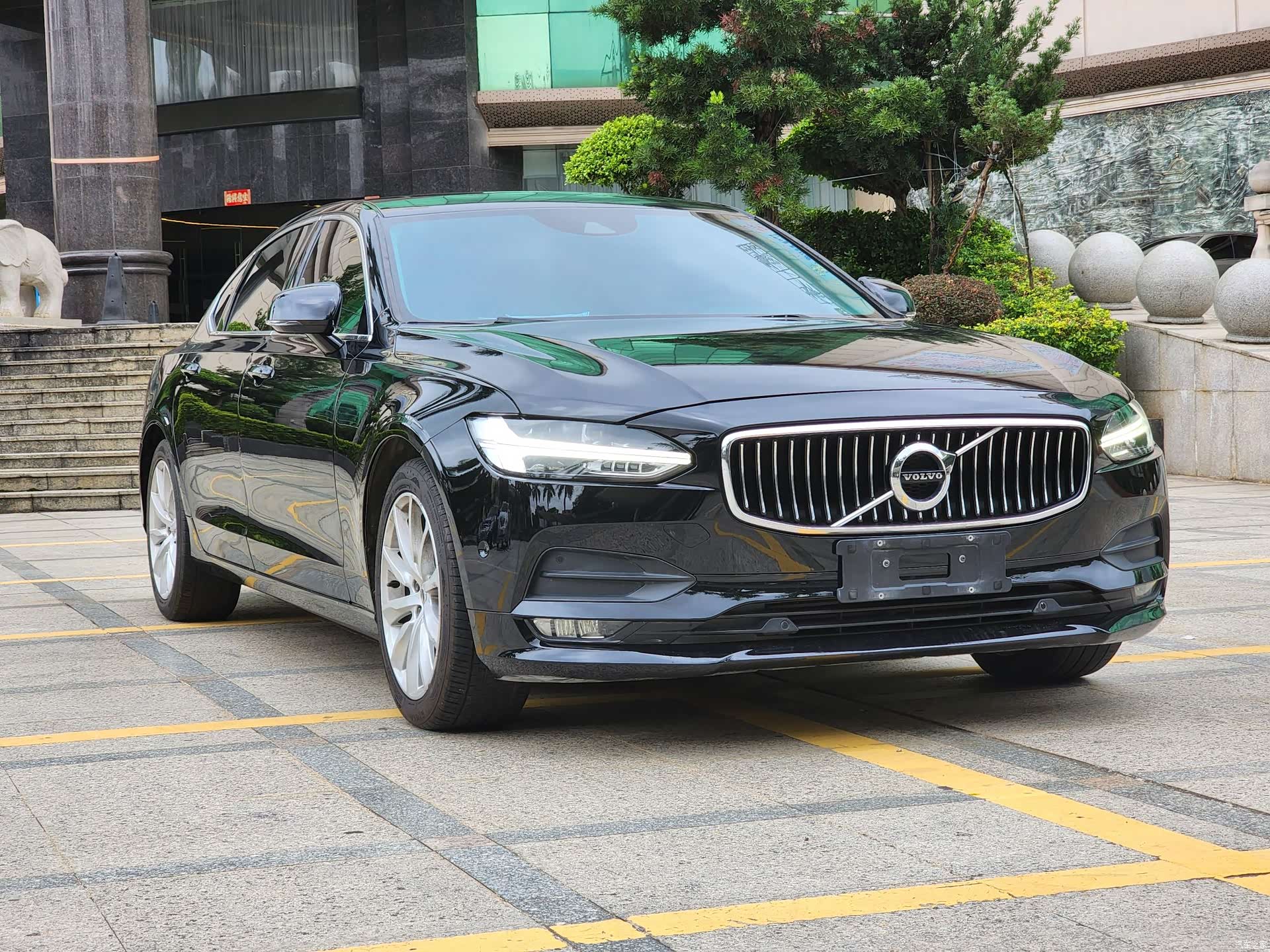 Volvo S90, 2018 3