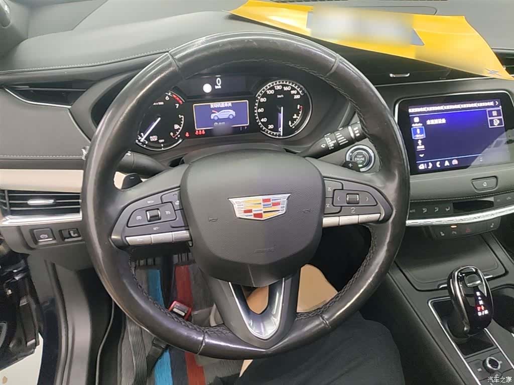 Cadillac XT4, 2020 11