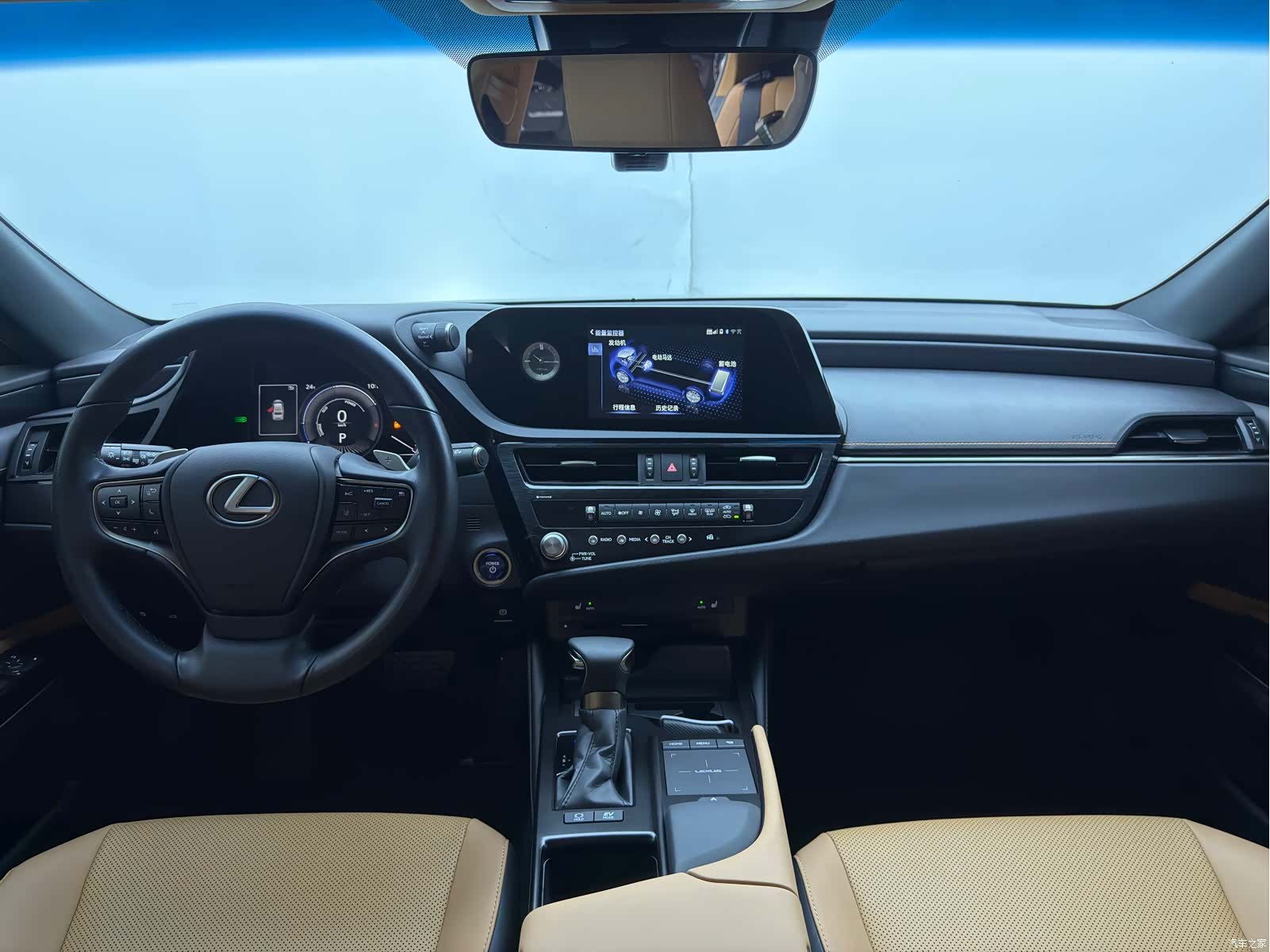 Lexus ES, 2022 16