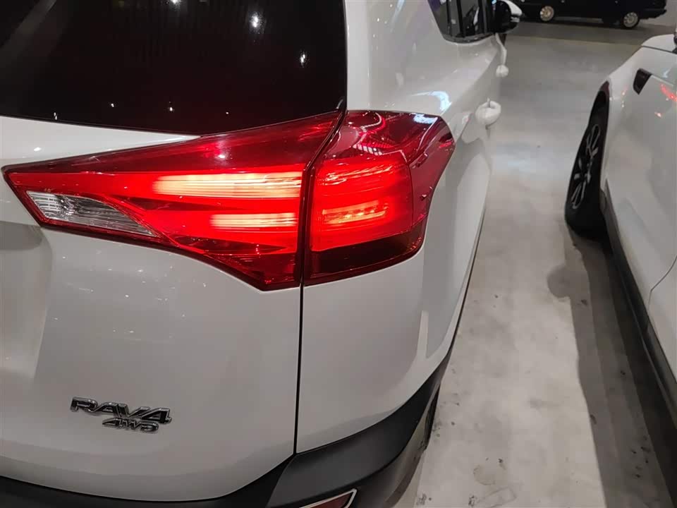 Toyota RAV4 Rongfang