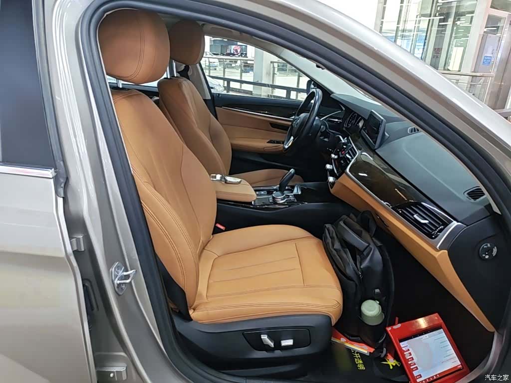 BMW 5 Series, 2017 25