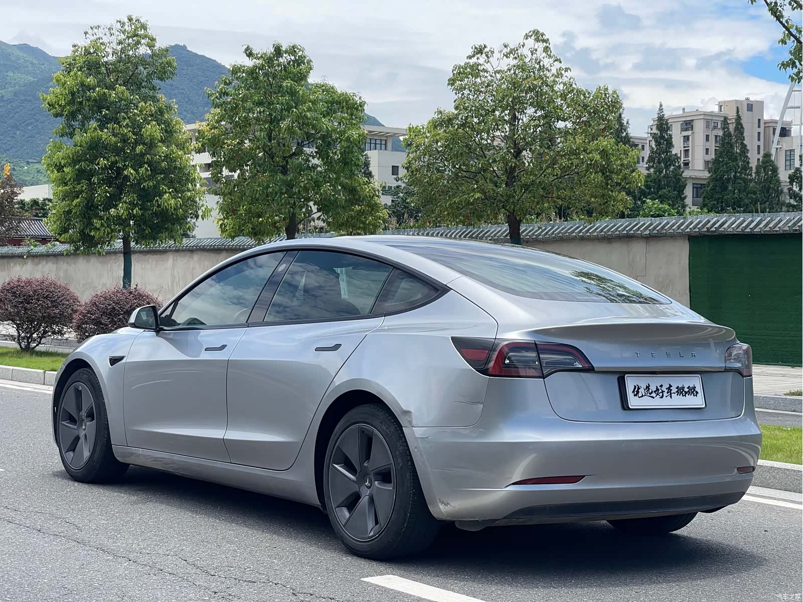 Tesla Model 3, 2021 13