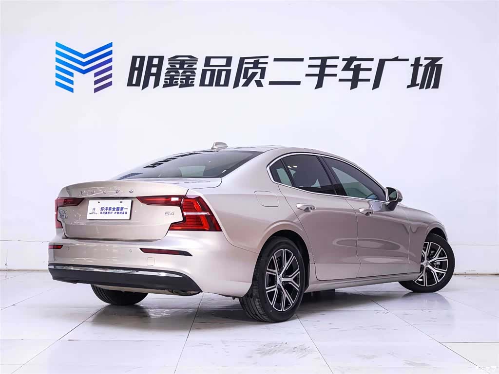 Volvo S60, 2023 7