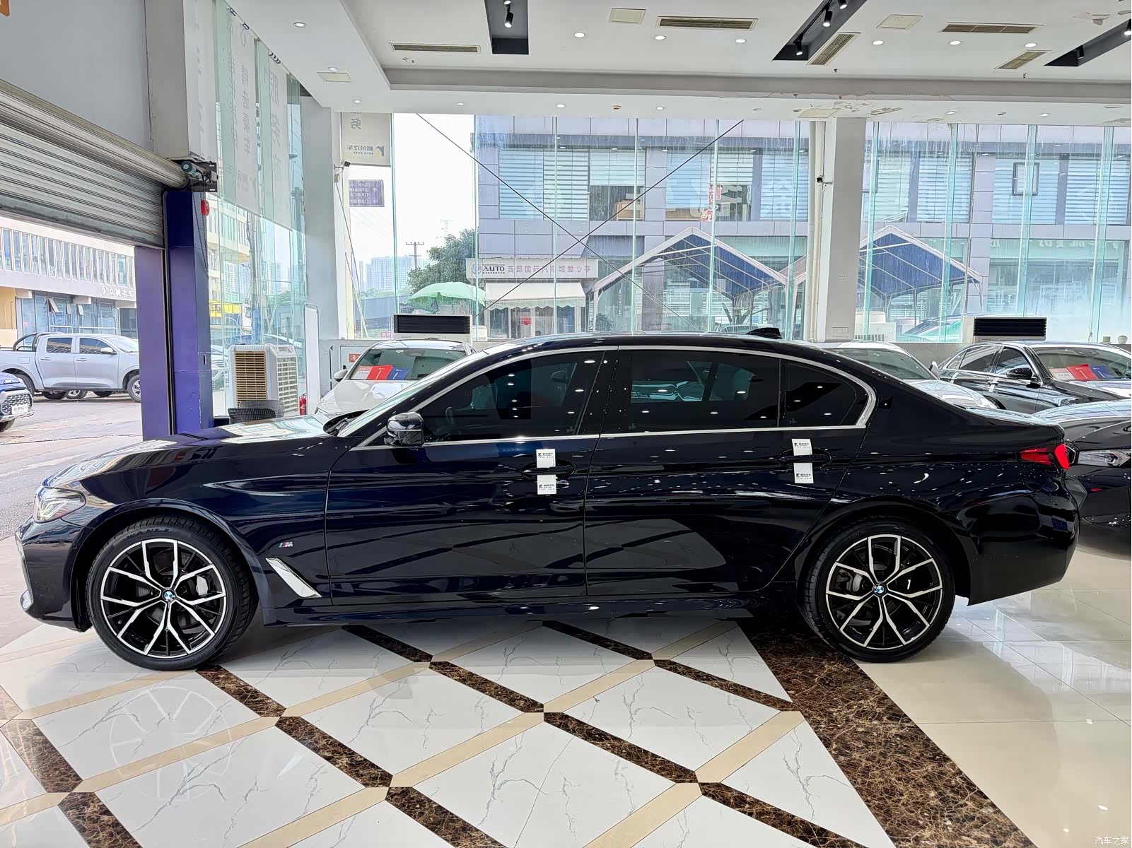 BMW 5 Series, 2022 18