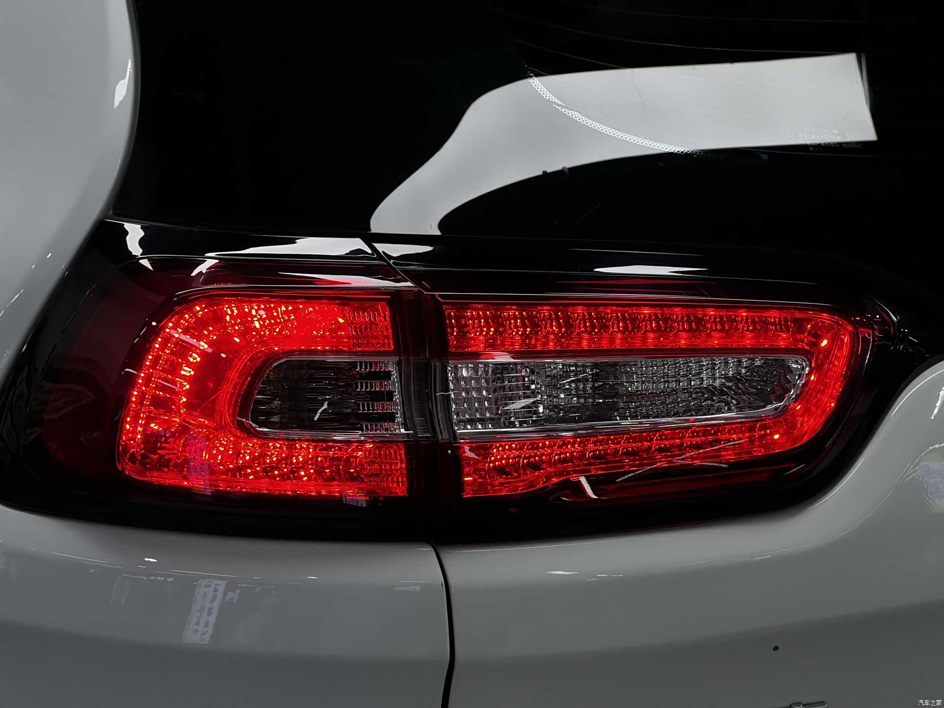 Jeep Cherokee, 2018 8