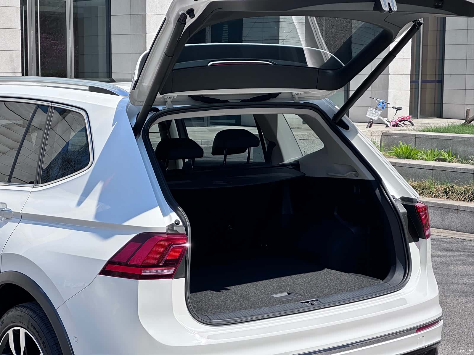 Volkswagen Tiguan L, 2021 7