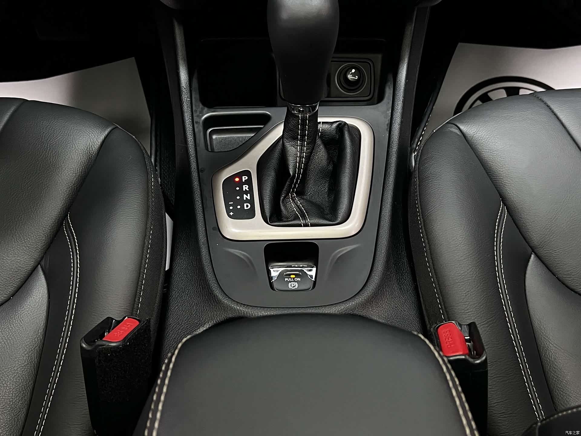 Jeep Cherokee, 2018 23