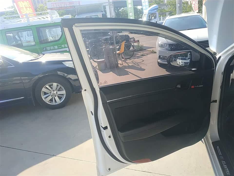 Hyundai Lead