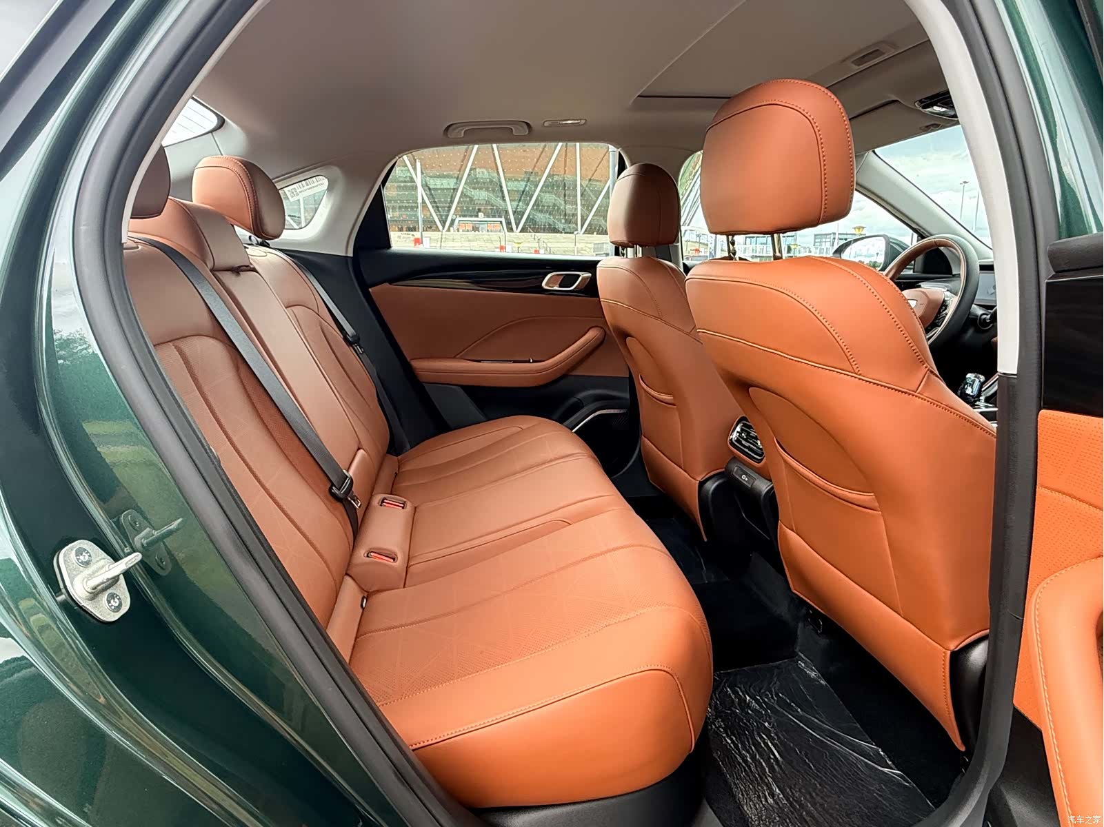 Geely Emgrand, 2025 12
