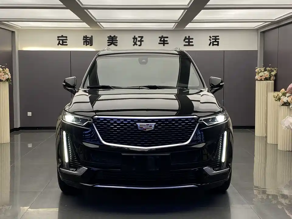 Cadillac XT6