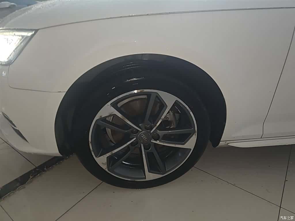 Audi A4L, 2018 23