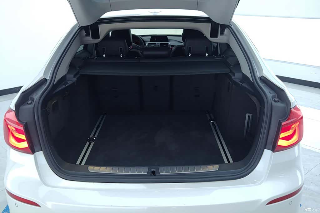 BMW 3 Series, 2018 4