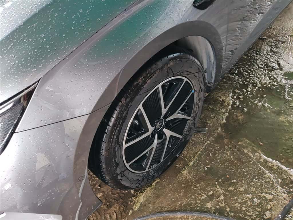 BYD Qin, 2025 23