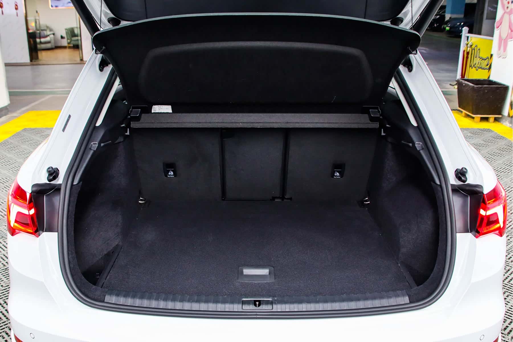 Audi Q3, 2022 17