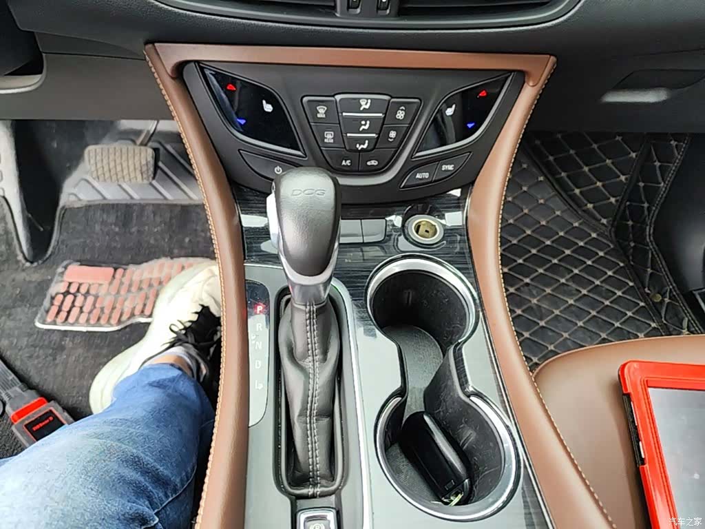 Buick Envision Plus, 2018 14