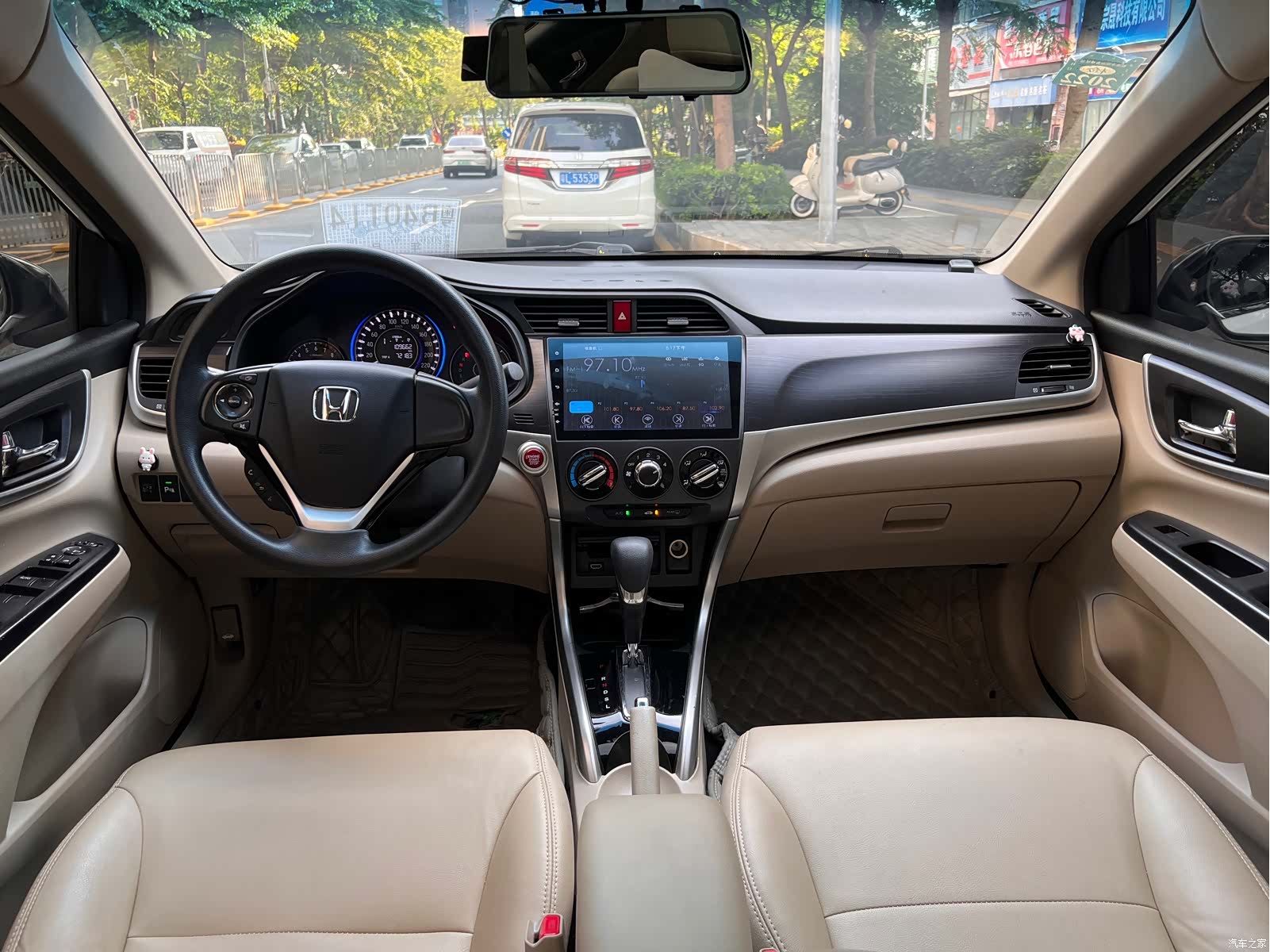 Honda Crider, 2016 11