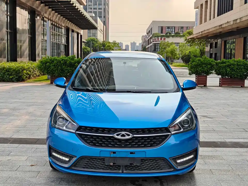 Chery Arrizo 5